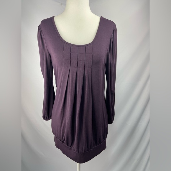 Banana Republic purple knit pull over 3/4 sleeve pleated top. Women’s size S - Picture 3 of 14